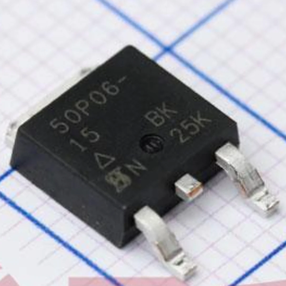 5 pièces d'origine SUD50P06-15 50P06-15 50P06 MOSFET 2.5W; 113W 60V 50A 1 P-canal TO-252 (DPAK) SUD50P06-15-GE3
