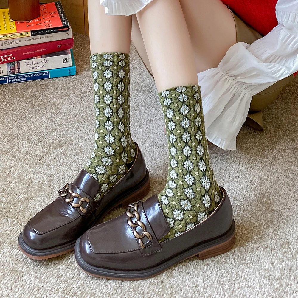 5 Pair/Lot Cute Long Socks Female Autumn Winter Cycling Cotton Socks Women Small Flowers Kawaii Chaussette Korean Style Fashion