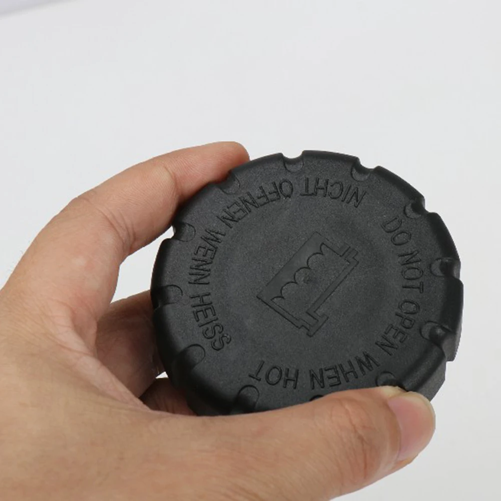 

Radiator Coolant Reservoir Expansion Tank Cap 2105010615 Coolant Reservoir Cap for Mercedes-Benz C E S CLA SLK GLA GLE Class