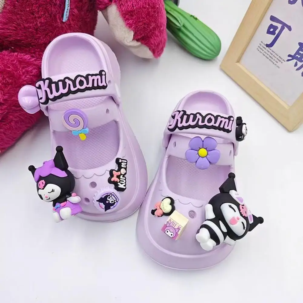 

Милые тапочки для девочек Sanrio Kulomi, новые летние сандалии с героями мультфильмов, детские нескользящие тапочки среднего размера, домашние уличные шлепанцы