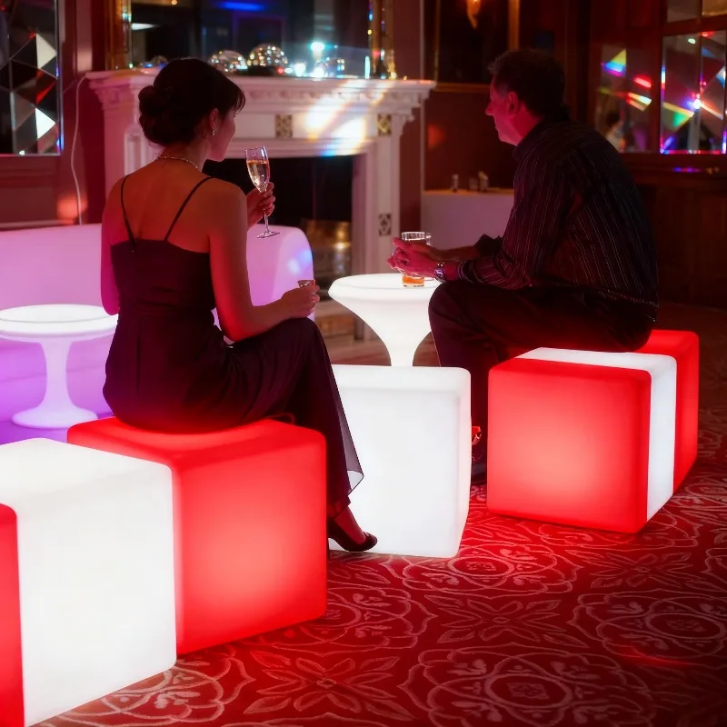 Custom Logo Rechargeable LED Cube Night Lamp Remote Control RGB Table Light for Restaurant Bar Wedding Party Atmosphere Decor