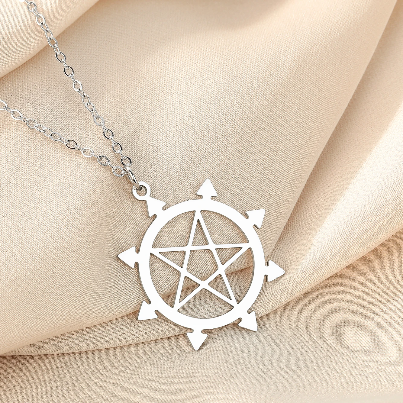 Chandler Stainless Steel Eight Pointed Star Necklace Algol Chaos Inverted Pentagram Silver Plated Pendant Necklace for Men Women