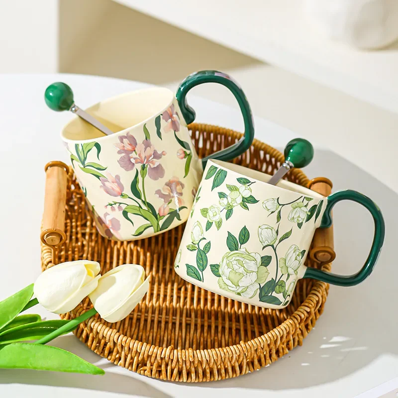 Popular Retro Light Luxury Cup Iris Water Bottle Camellia Large Capacity Ceramic Cups Ceramic Mug Couple