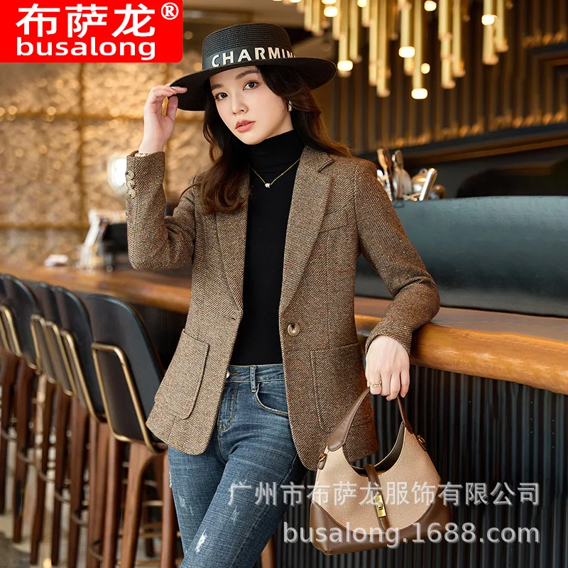 

2025Новый стильный модный костюм, повседневный женский профессиональный пиджак с длинными рукавами, официальная женская одинарная куртка, рабочая одежда8376