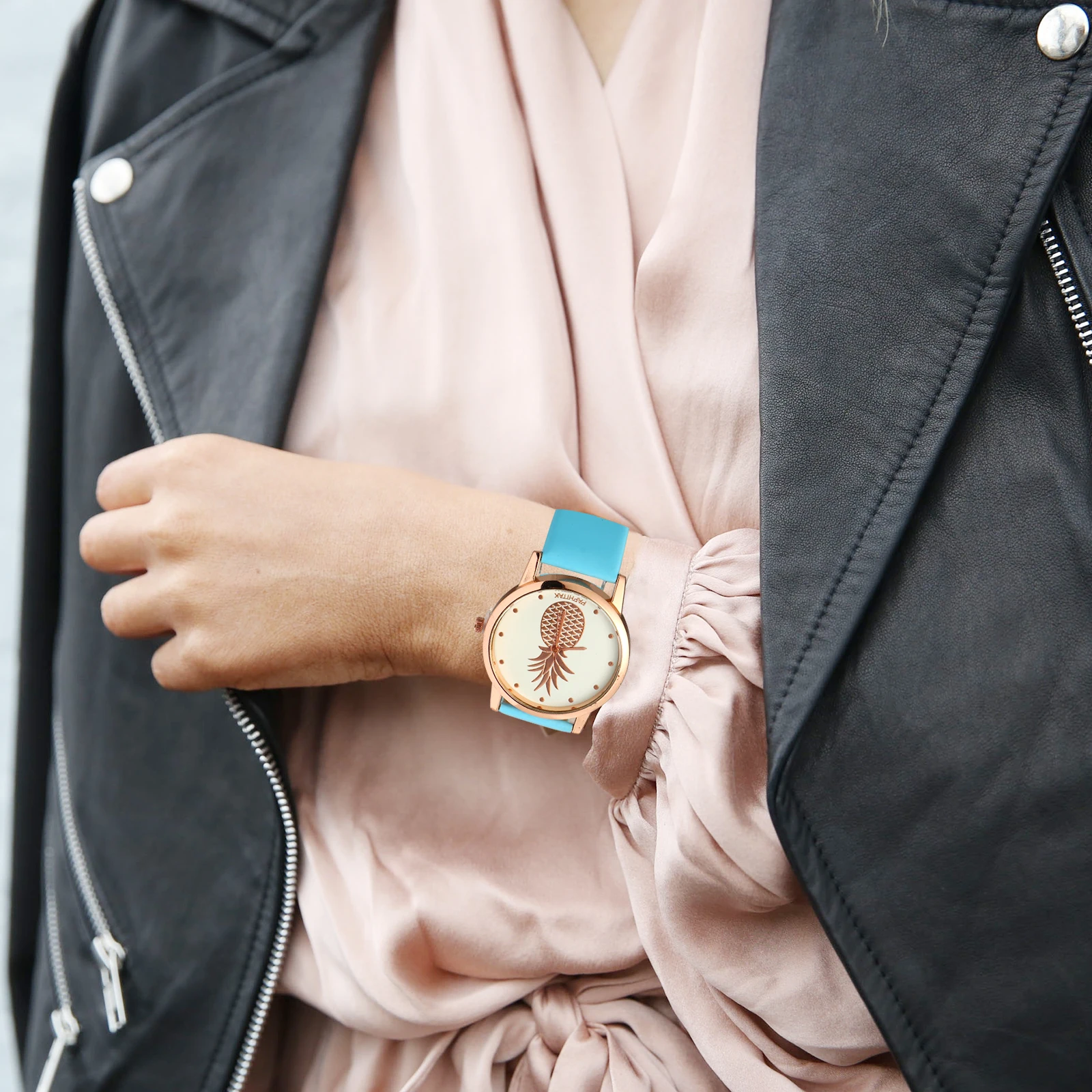 

Pineapple Women Casual Wrist Watch Quartz Watches Strap Casual Wrist Watch Fashion Accessories Pineapple Style