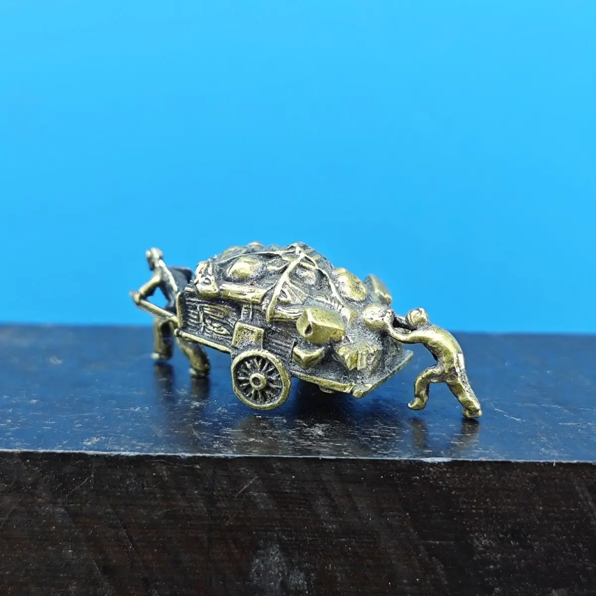 Brass modern figurine life scene car model ornament - scrap collection elderly couple pulling cart statue