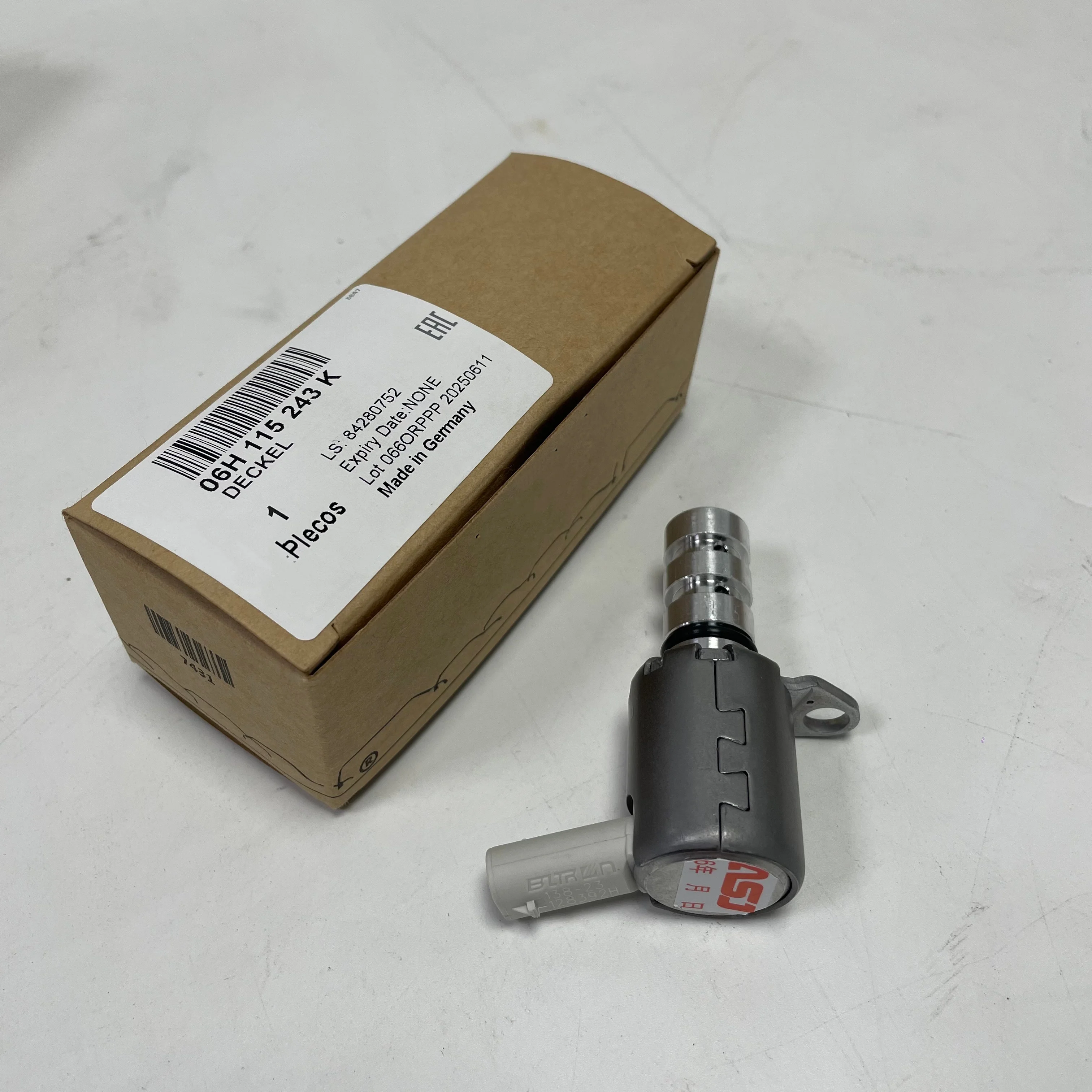 06H115243K,06H115243L,06H115243F,06H115243C OEM Oil pressure control solenoid For SKODA Octavia,Superb, Yeti / SEAT  Leon 1.8T