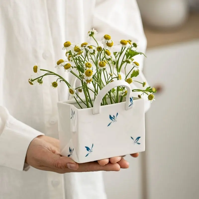 

Handmade Orchid Minimalist Ceramic Vase - Nordic Modern Water Display for Living Dining Table, Creative Dry Floral Decor