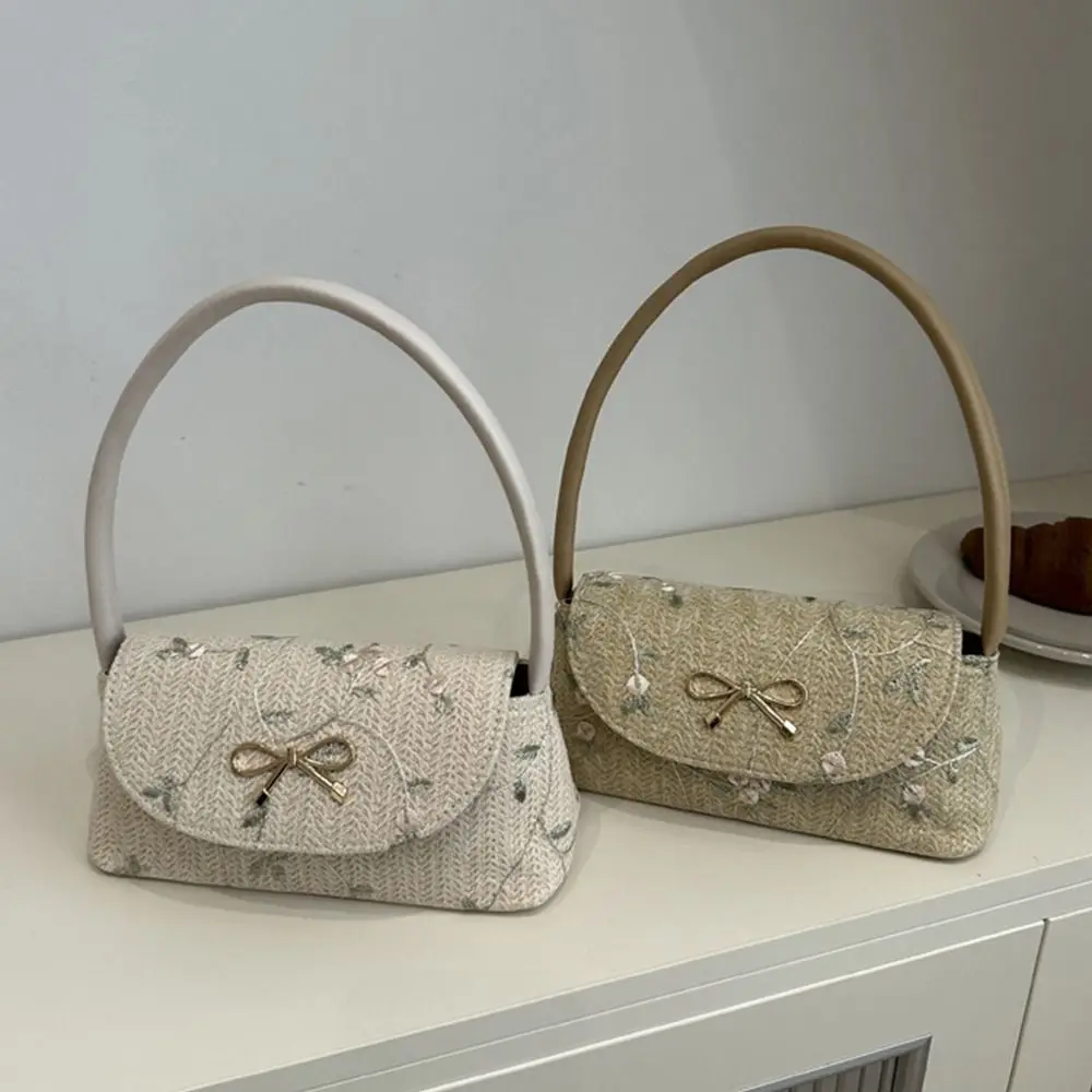 

Portable Straw Underarm Bag Flower Design Handwoven Woven Shoulder Bag Large Capacity Unadjustable Embroidered Handbag