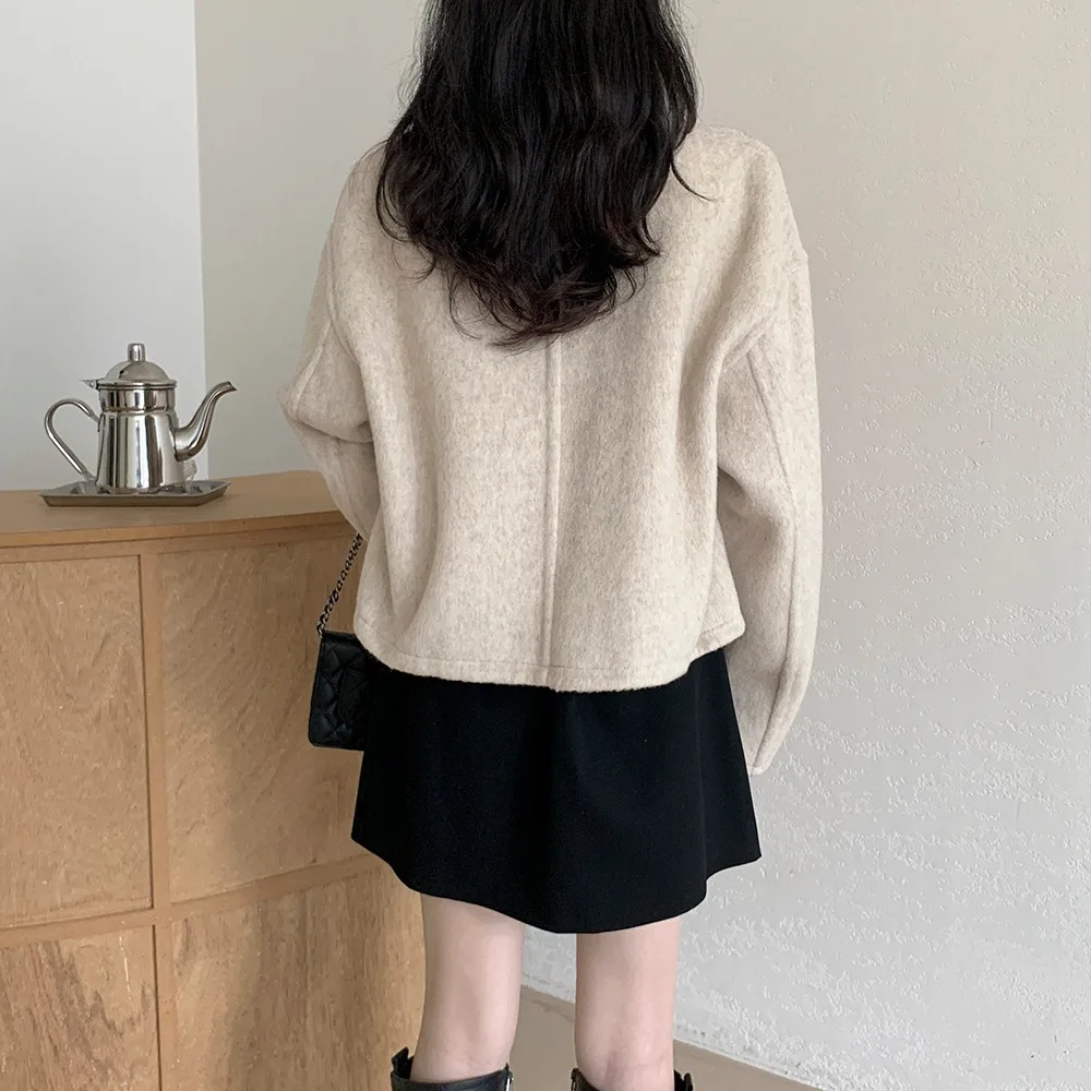 معطف صوفي أنيق للنساء بسحاب فضفاض للتنقل اليومي برقبة مستديرة قصير للخريف والشتاء بإحساس راقي وأنيق من ماركة صينية #3