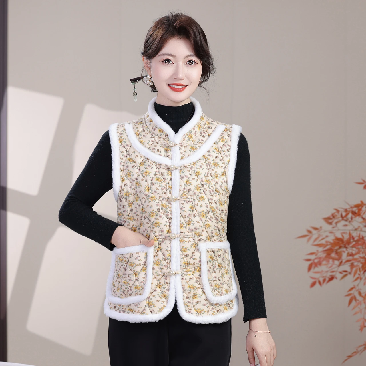 

New Floral Embroidery Fce Lined Women's Vest Warmth Chinese Sle Small Cotton Jaet Mom's Faion Autumn Winter Coat