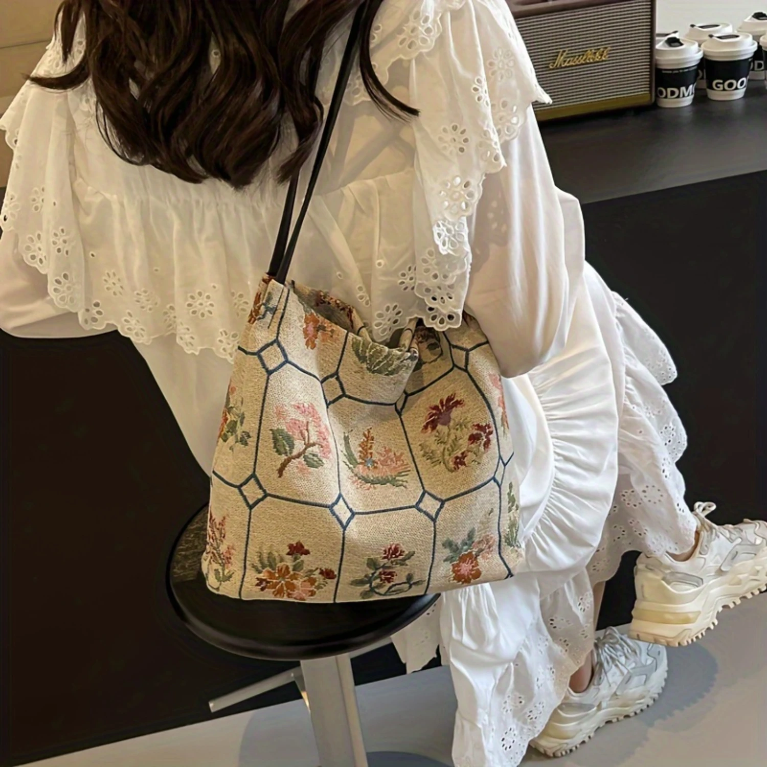 Aesthetic Vintage Flower Pattern Shoulder Bucket Bag, Classic All-Match Elegant Handbag For Daily Use