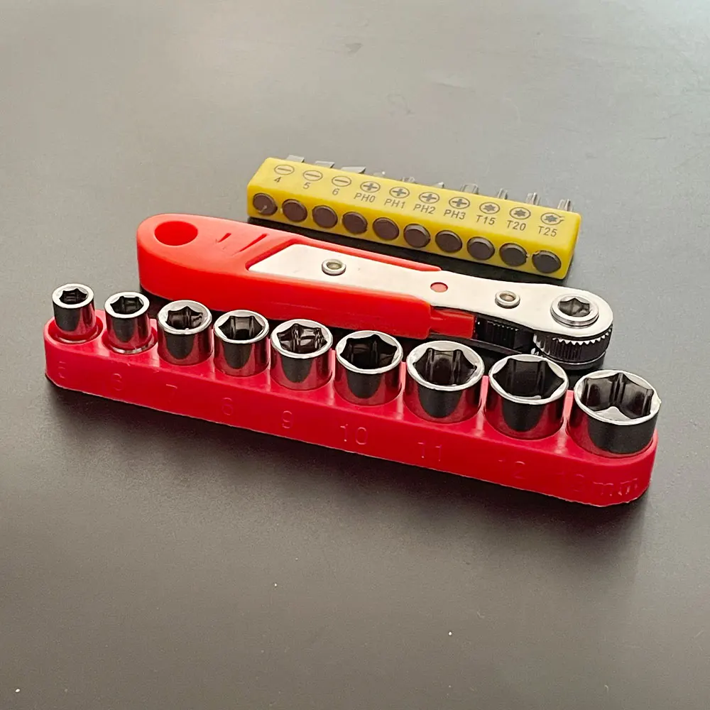 Right Angle Driving Ratchet Wrench Screwdriver and 10pcs S2 Steel Bits 11pcs Ratchet Screwdriver and Bits Set