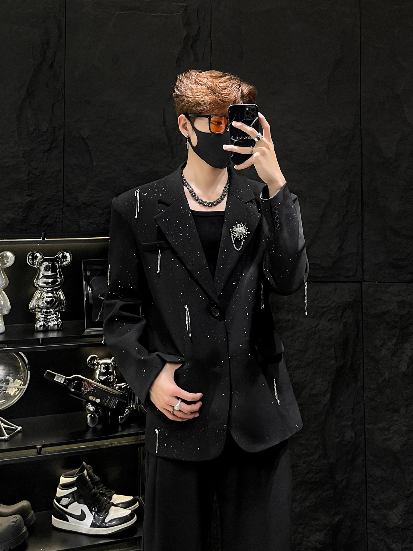 

Мужской повседневный пиджак с цепочкой и пайетками, премиум-класса, свободного кроя, в корейском стиле, немнущийся, весна-осень