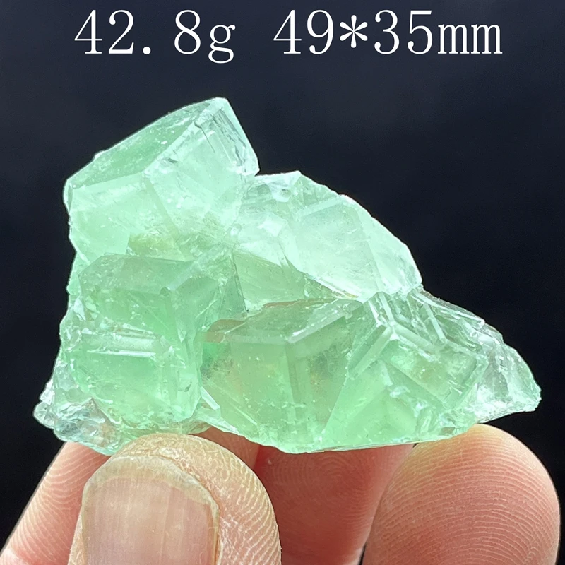 100% natural Chinese hu nan Xianghualing blue-green vitreous transparent fluorescent rock sample calcite healing crystal