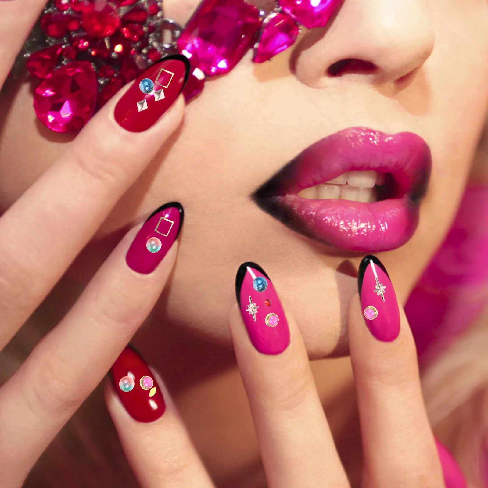 

Блестящие 3D-украшения для ногтей: жемчужины, стразы, пайетки для креативного дизайна маникюра