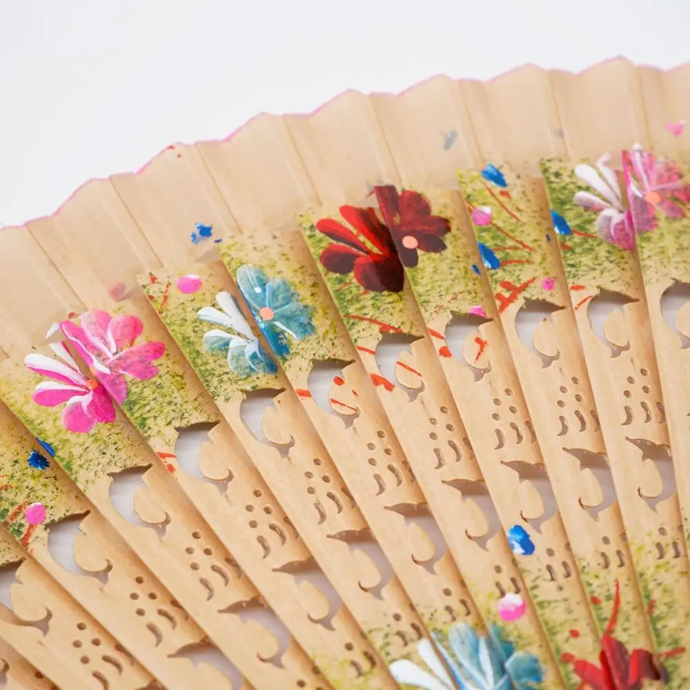 Hollow Out Wooden Dance Wedding Favors Classical Dance Fan Party Supplies Decoration Crafts Folding Fan