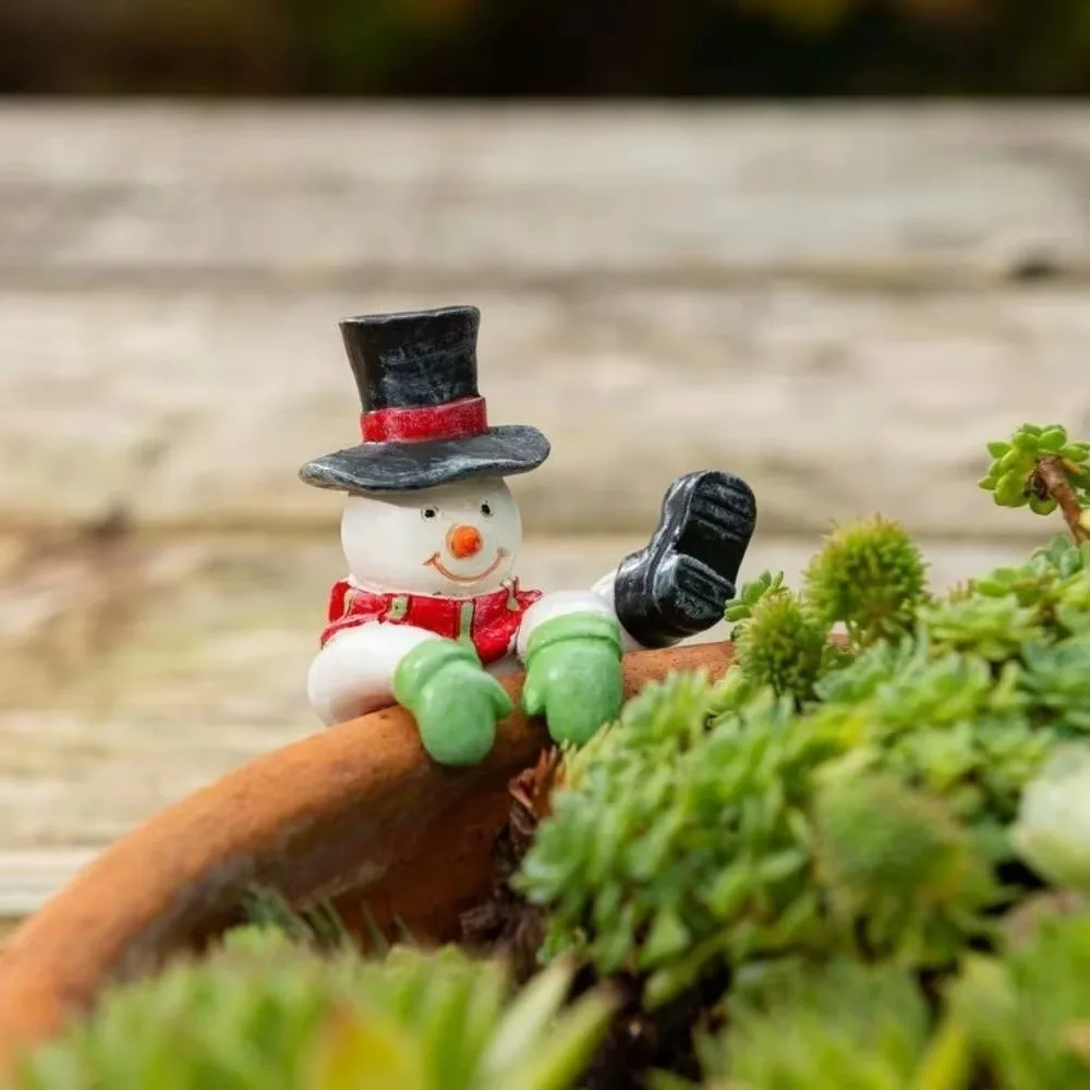 Santa Claus Snowman Statue Flowerpot Vase Wall Hanging Decoration Resin Craft Ornament Gift