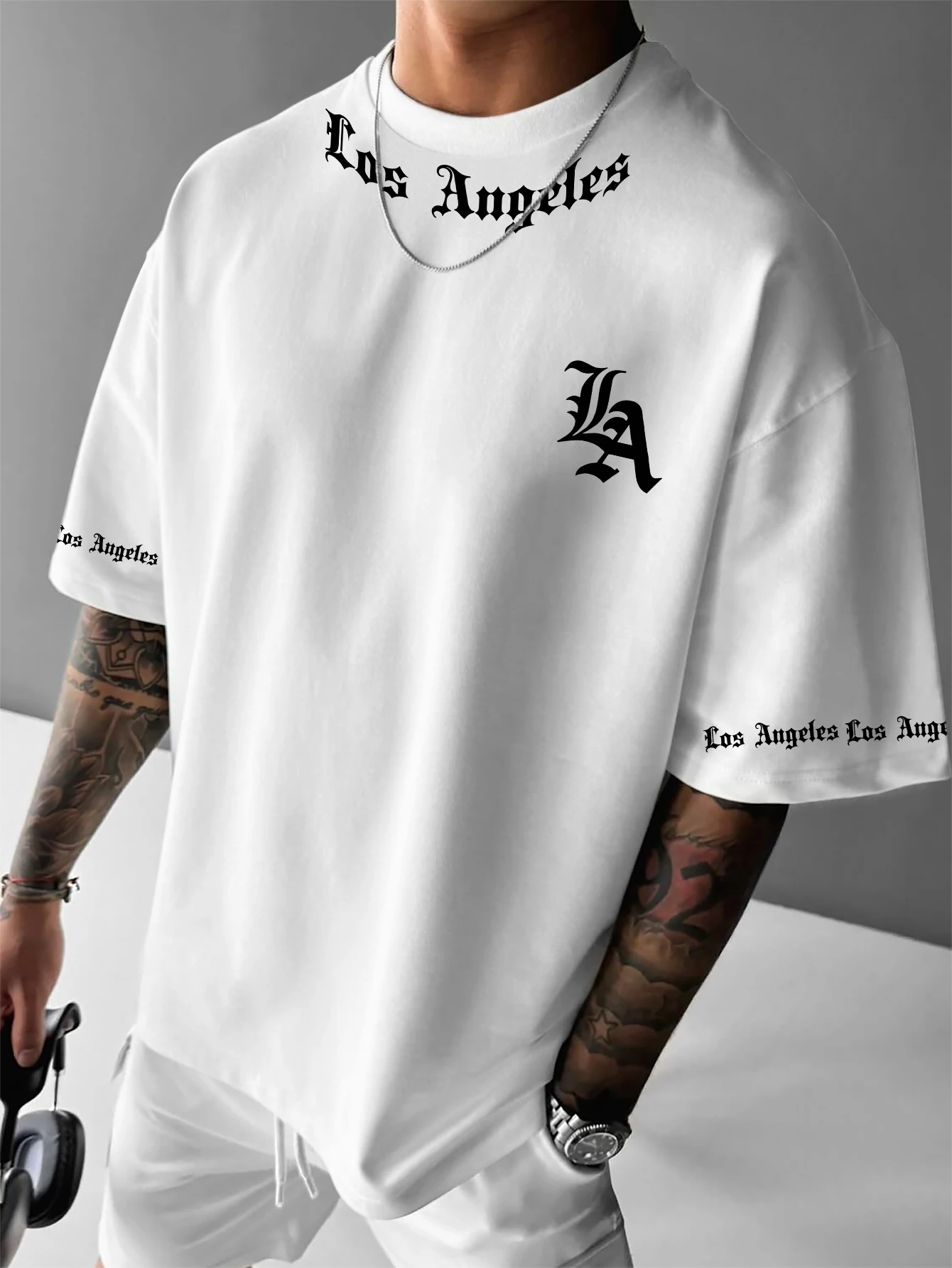 Edgy Los Angeles Gothic Script Streetwear Top