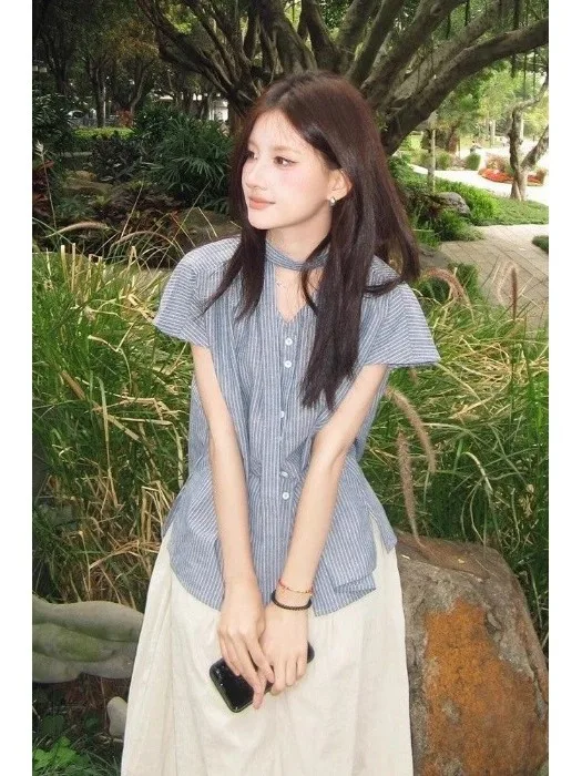

Women's Summer V-neck Short Sleeve Shirt Set with Sash Loose Fit Slimming Personality Half-length Skirt Fashionable Ensemble