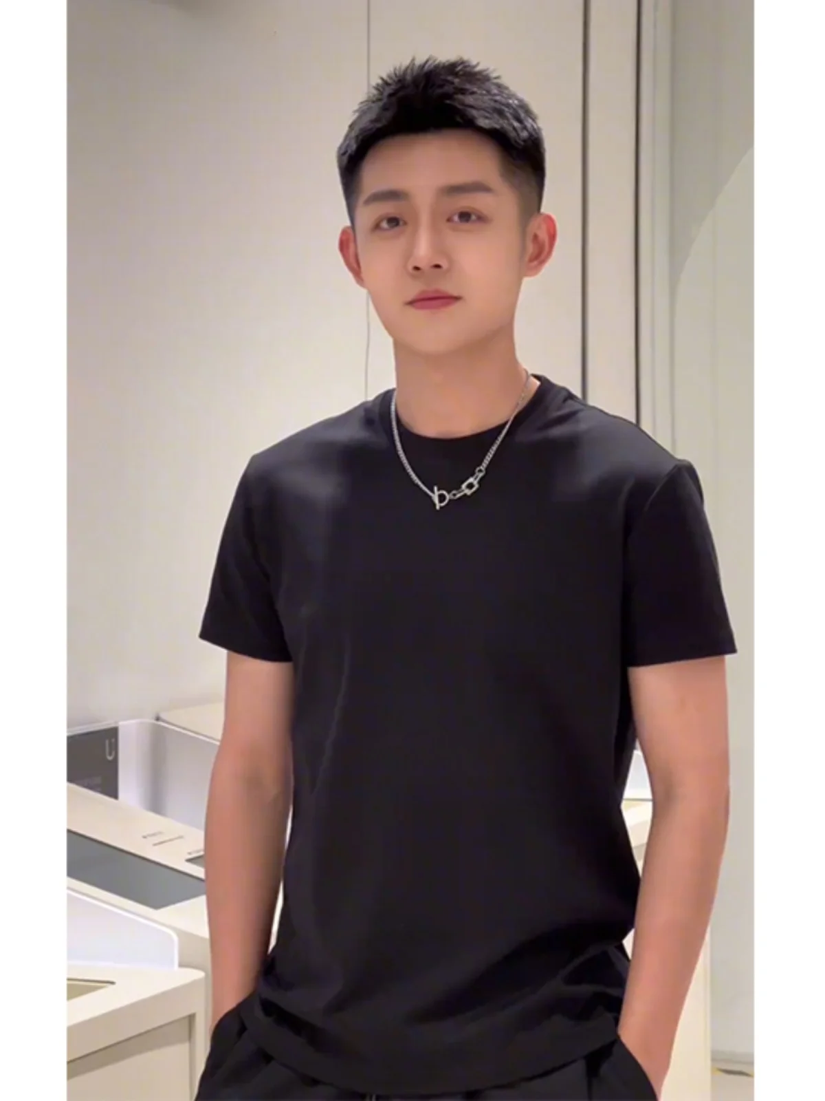 Black Ice Silk Short Sleeve Men's T-Shirt CleanFit Half Sleeve Small Collar Shoulder T-Shirt Breathable Lightweight Summer Co...