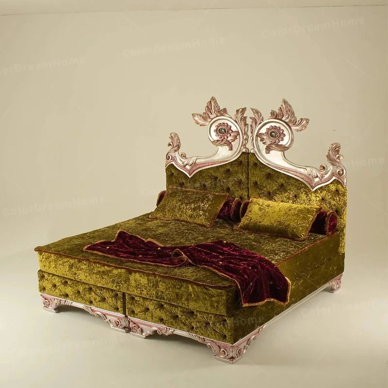 custom.European Vintage Luxury Bedroom Furniture Green Velvet Double Bed with Floral Carvings Solid Wood Frame