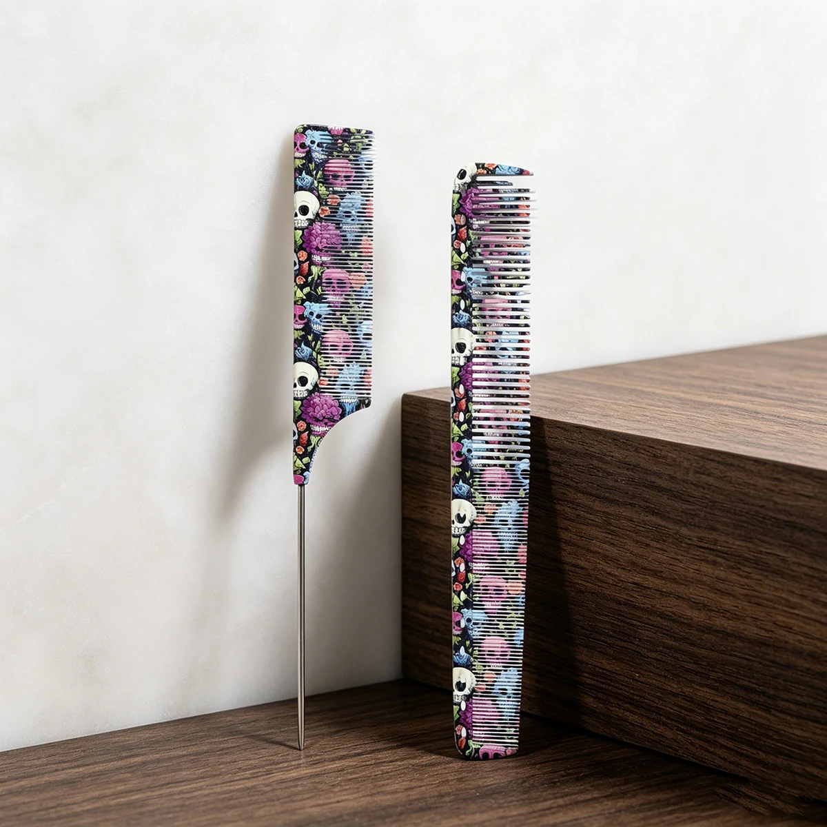 2pcs Sharp tail comb and smooth hair comb, special skull pattern design, combing/smoothing/untwisting,Special for real hair wigs