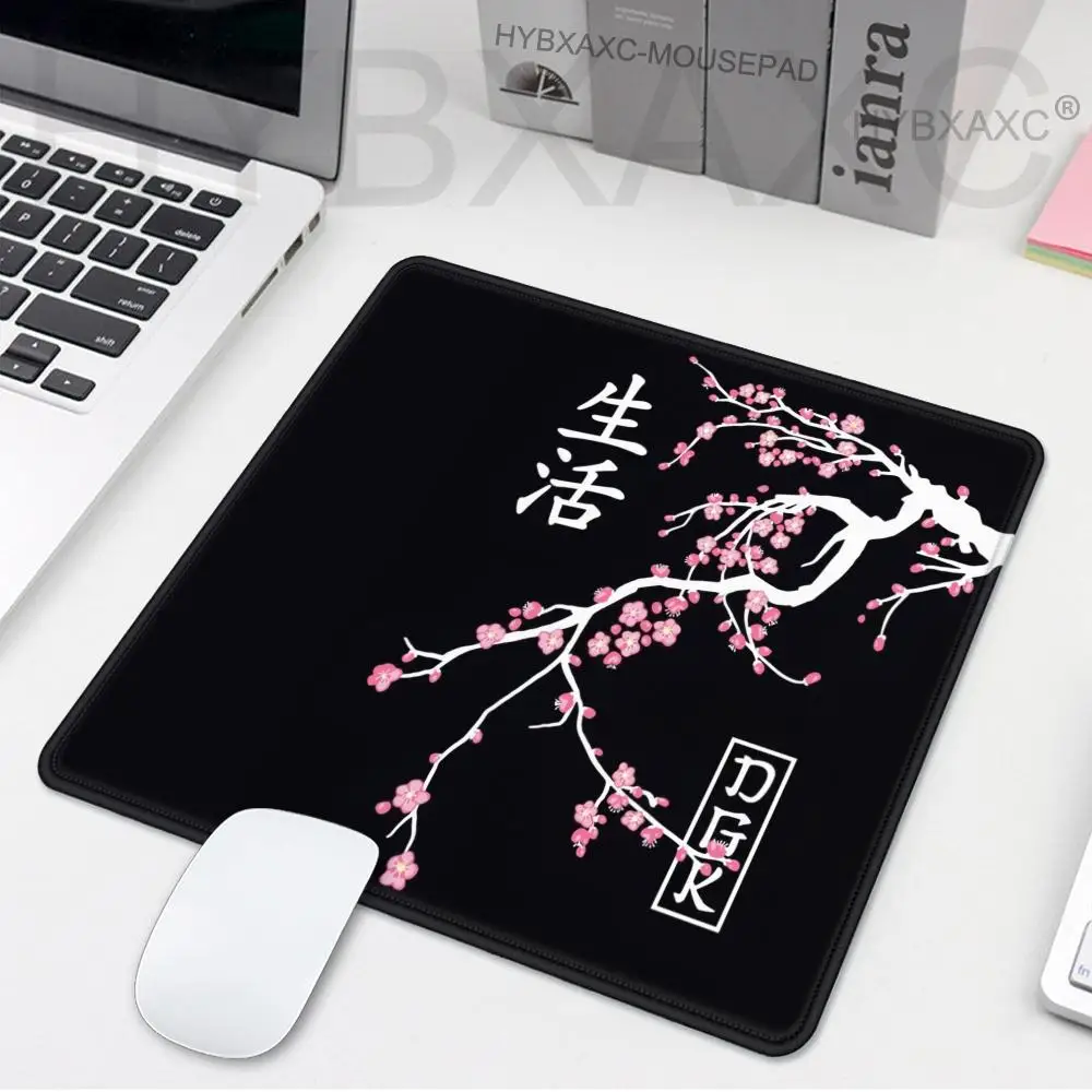 HYBXAXC Small Anime Sakura Gaming Mousead Non Slip Rubber Base Laptops Gaming Desk Mat Black Mouse Pads 500x500mm,pc accessories