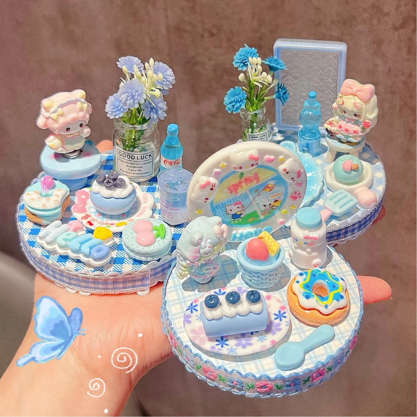 

Cute Cartoon Mini Fake Dessert Cake Figurines,8cm Blue DIY Jewelry Charms, Realistic Food Play Ornaments, Home Decor CollectGift