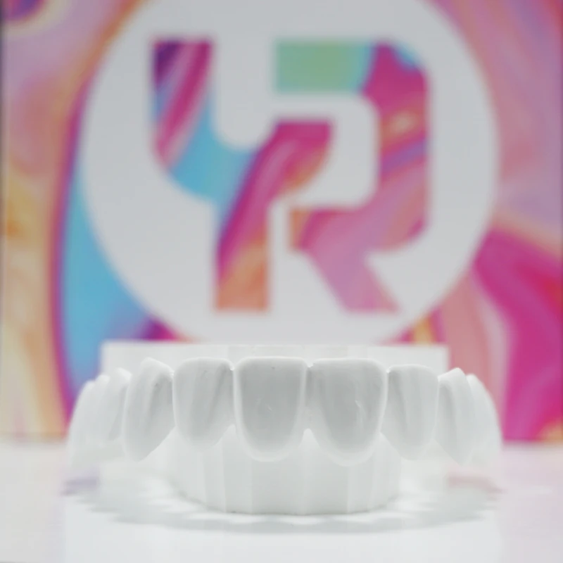 Blocco di zirconio dentale Yucera 4D Pro multistrato a colori A2 10-25mm di alta qualità per apparecchiature CADCAM Sistema aperto da 98 mm