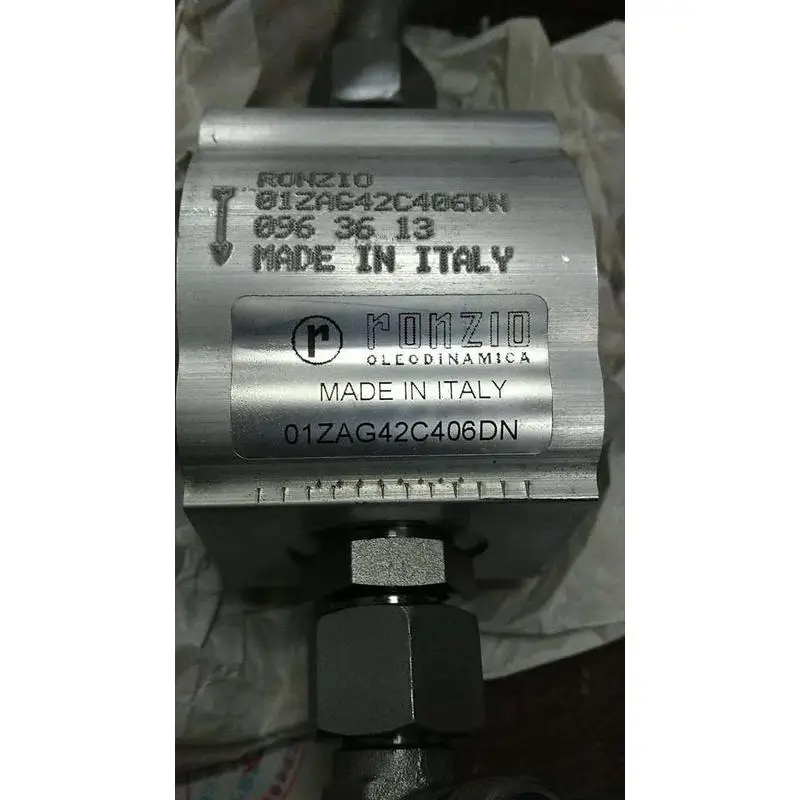 RONZIO02ZAG14C035D gear pump