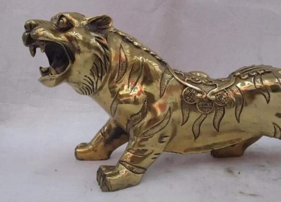 Chinese classical Copper Bronze FengShui Evil Lucky Wealth Tiger Statue