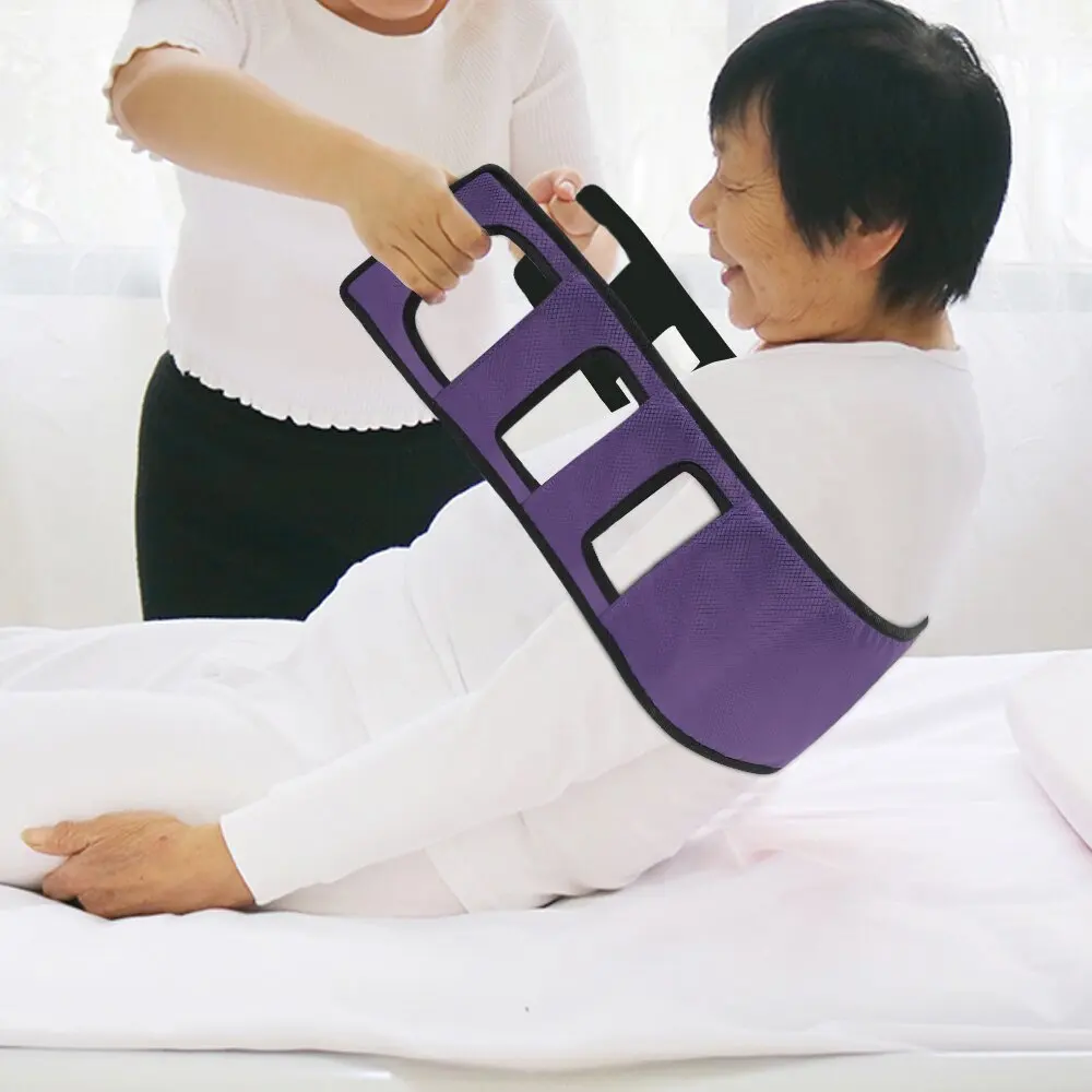 Disabled elderly people get up to assist the patient to move the nursing belt to the patient to get up to assist the belt