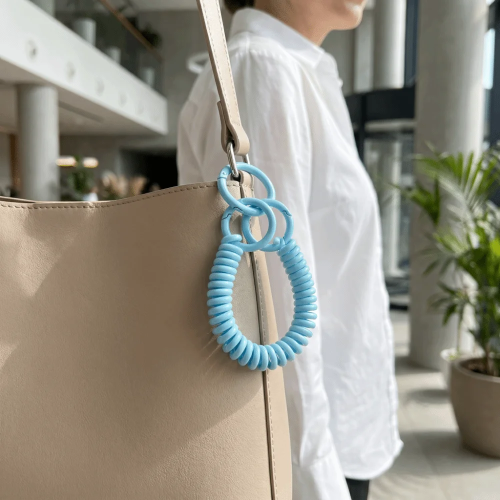 Colorful Retractable Keychain Plastic Spring Rope Spiral Phone Lanyard Lightweight Double Key Rings Anti-Lost Card Holder Strap