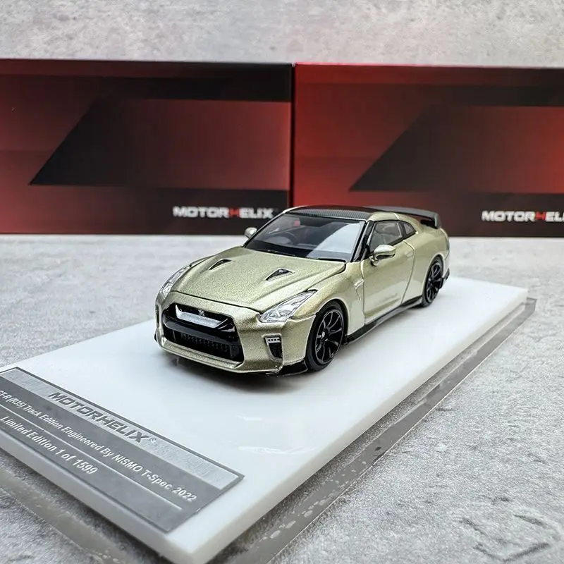 MH Diecast 1/64 Scale GT-R NISSAN GT-R (R35) Car Model NISSAN Play Vehicles Collectible Model Cars Toys for Boys Gift