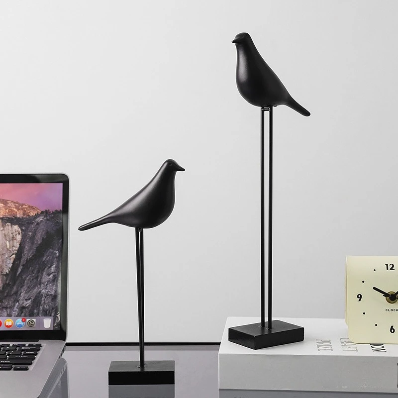 Creative high-end black and white bird ornament living room TV cabinet home soft decoration model room office crafts