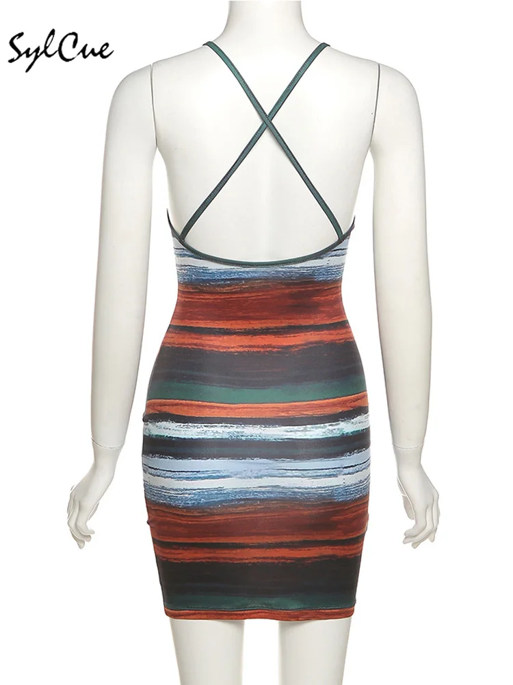 เดรสไหมพรมรัดรูปสไตล์ลำลองลายทางฤดูร้อน ดีไซน์เย้ายวน ยืดหยุ่นสูง ใส่สบาย ดูอ่อนหวาน เหมาะกับสาวๆ ทุกสไตล์