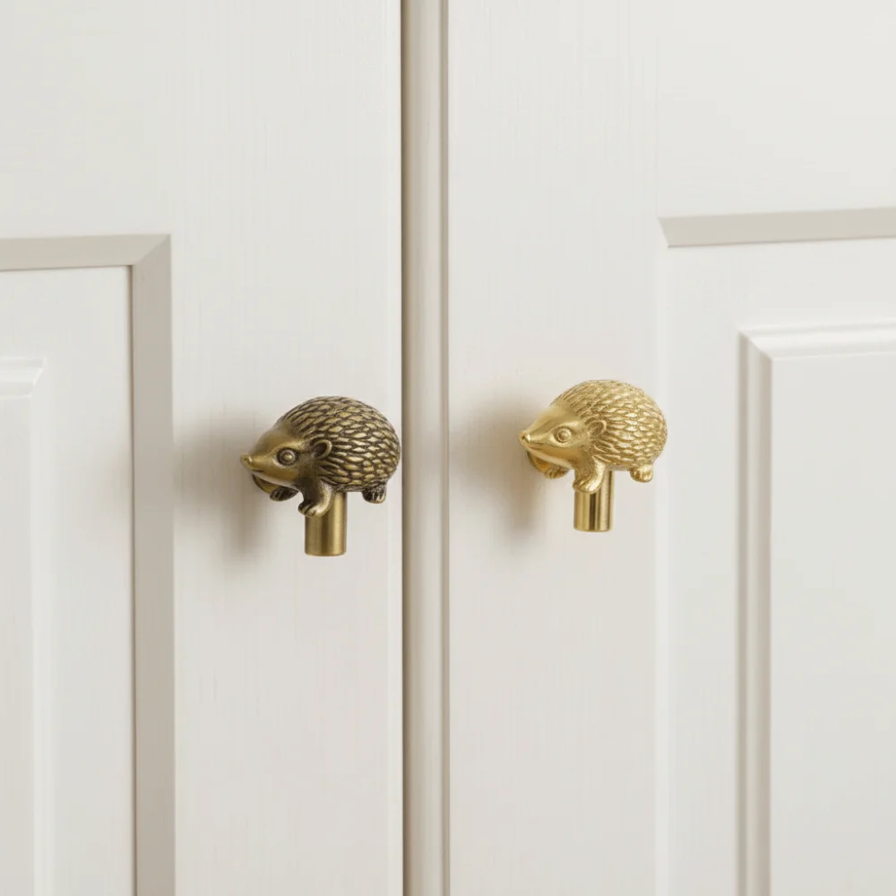 Retro Little Hedgehog Brass Handle Vintage Single Hole Cabinet Door Knobs Gold Push-pull Wardrobe Drawer Pulls Furniture