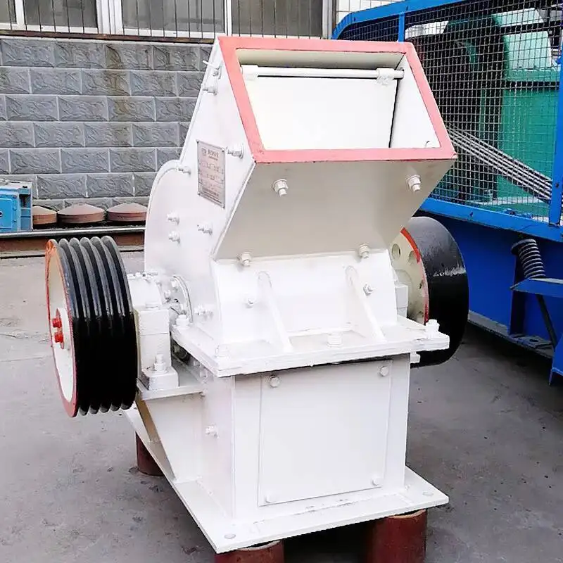 New Small Construction Waste Diesel Sand Hammer Crusher