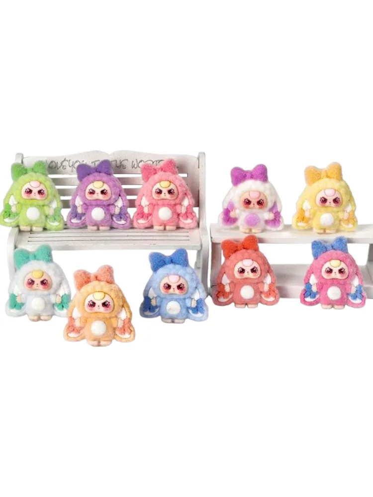 Nowa torebka-kluczyk dla niemowląt w stylu motylka z zawieszką dla dziecka w wieku trzech lat i ręcznie robionymi perłowymi dodatkami jako ozdoba lub prezent.