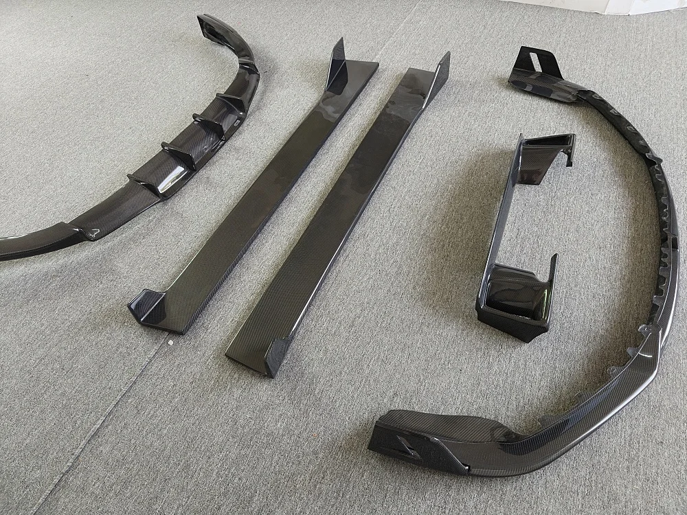 Подходит для . Модернизация 992 911, обновленная модель X, передний и задний диффузор из углеродного волокна, боковая юбка, комплект воздуховыпускного отверстия