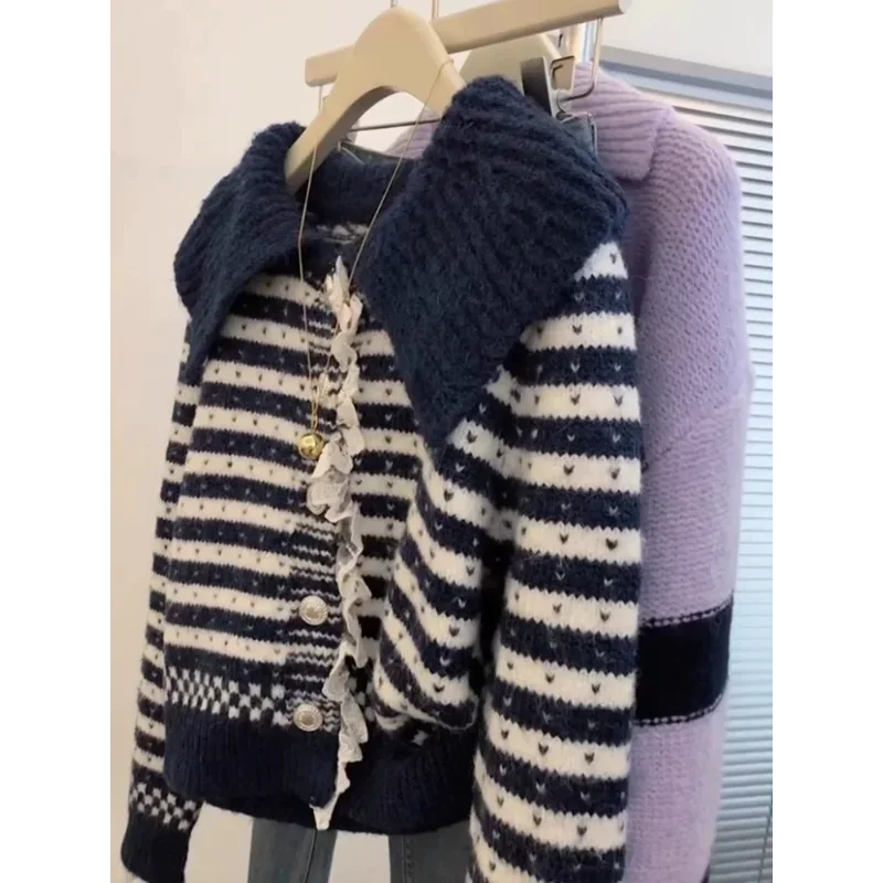 

Темно-синий свитер с воротником, женский осенне-зимний свитер с кружевной строчкой и большими лацканами, топ