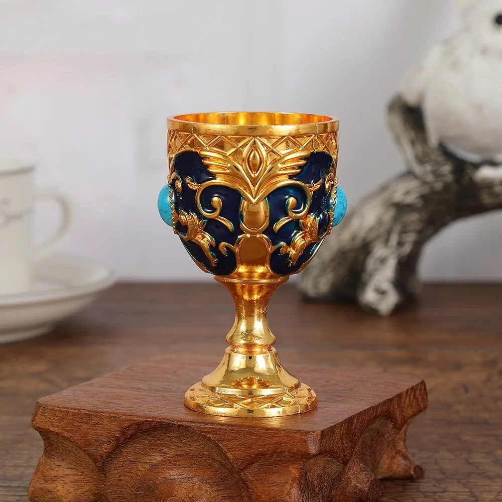 1pc Hand Engraved Metal Chalice Goblet Anti-break Diamond-encrusted Wine Cup Metal Liqueur Cup Bars Restaurants Home Decor