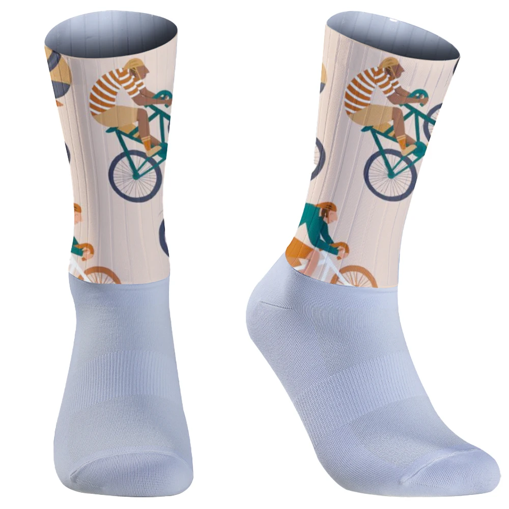 Chaussettes de compression de vélo high-tech, chaussettes coordonnantes, chaussettes de sport de course en plein air, chaussettes de cyclisme sans couture, moulage intégral, nouveau, 2024