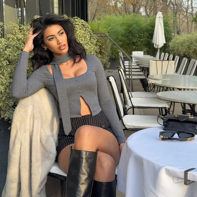 

DSMTRC женские футболки в сдержанном стиле, однотонные однобортные футболки с квадратным вырезом и длинными рукавами, тонкие футболки + шарф, универсальная осенняя женская уличная одежда