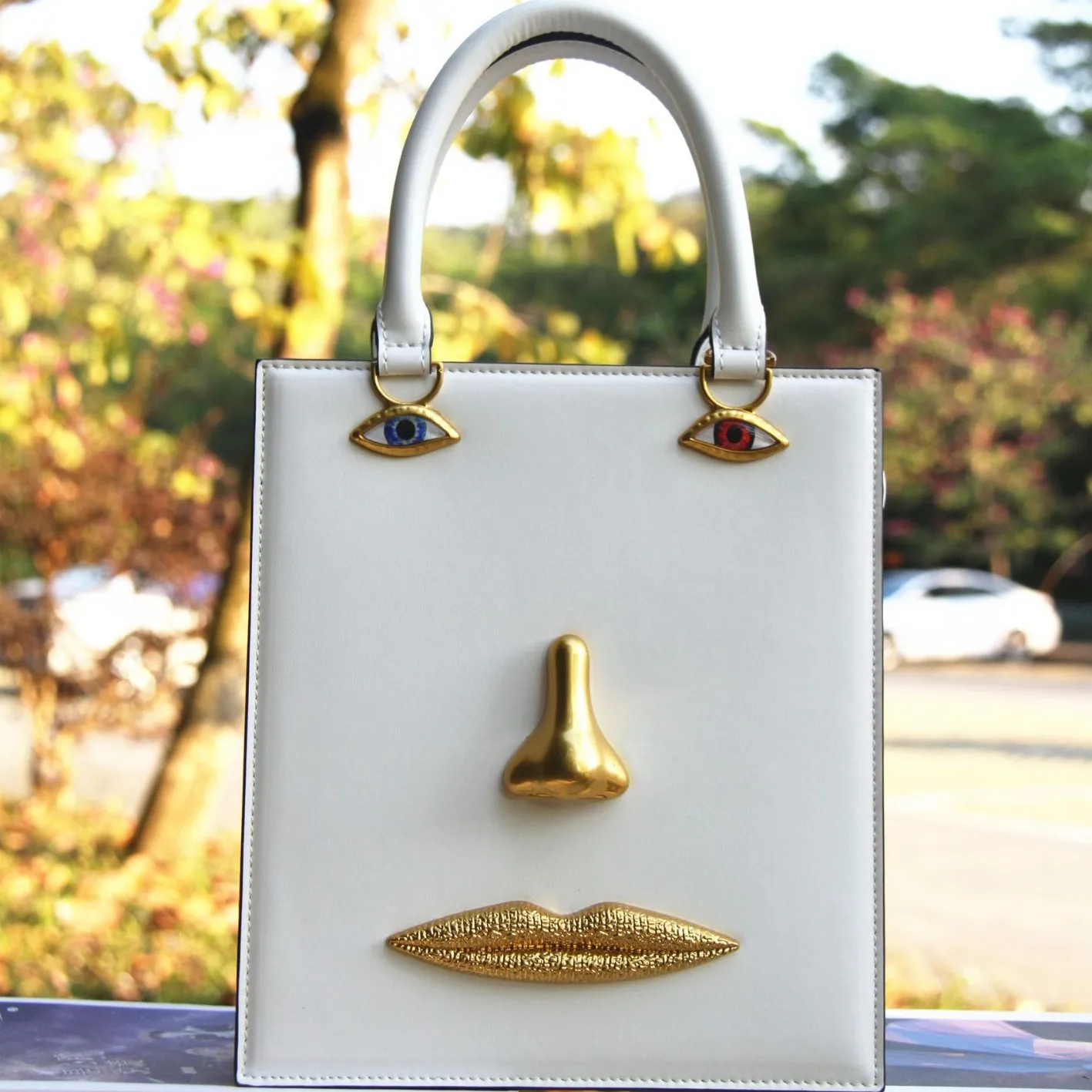 

Chain Textured Bag, Rich Finish with Gold-Tone Hardware, Top Handle & Crossbody Wear, Everyday Essential, New 2026