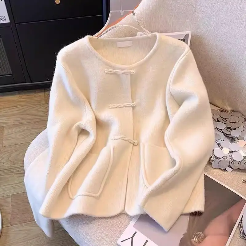 

Женская одежда Трикотаж Женская одежда 2025 Новый вязаный свитер в китайском стиле с круглым вырезом Пальто женские топы уютная одежда