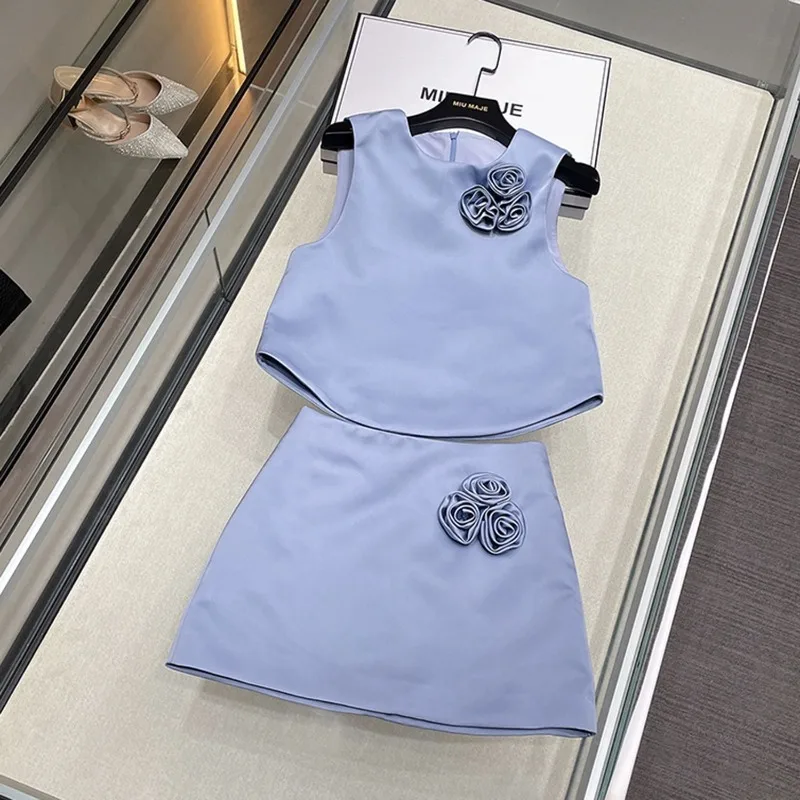 

Новинка 2025 года, комплект из двух предметов без рукавов с высокой талией и цветочным принтом во французском стиле, милый летний наряд с допамином для миниатюрных размеров