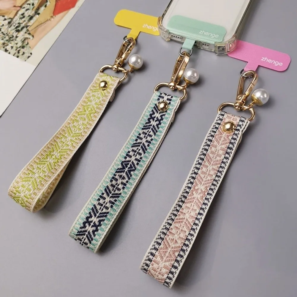 

Retro Patterned Mobile Phone Strap Pendant Pearl Cell Phone Chain Handheld Short Mobile Phone Lanyard Women/Lady/Girl
