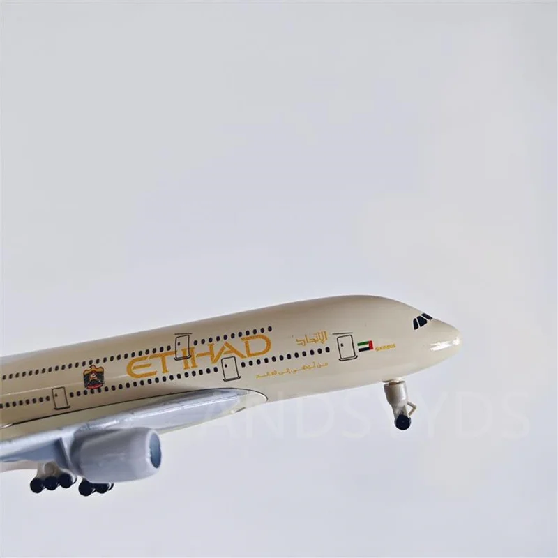 20 سنتيمتر دييكاست سبيكة معدنية الاتحاد A380 مع LandGear وقاعدة الخطوط الجوية الخطوط الجوية الطائرات جمع عرض الهدايا لعبة الديكور